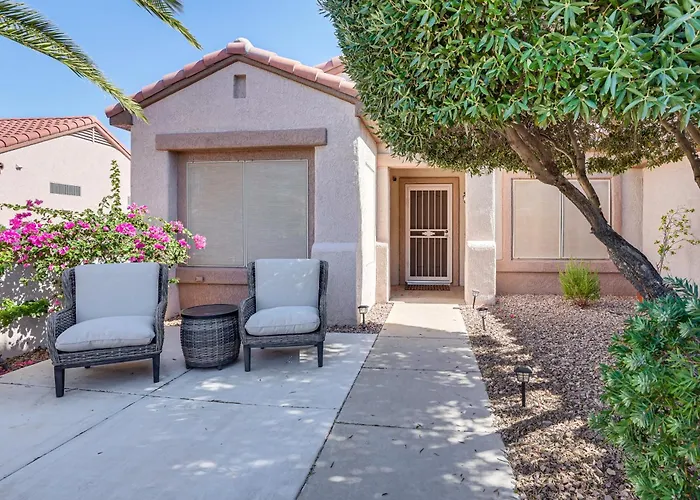 Near Golf Courses: W/ Private Pool Holiday home *